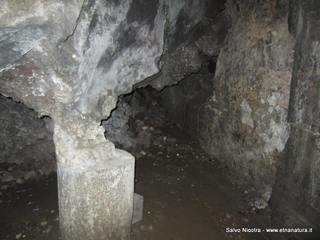 Grotta Mompilieri